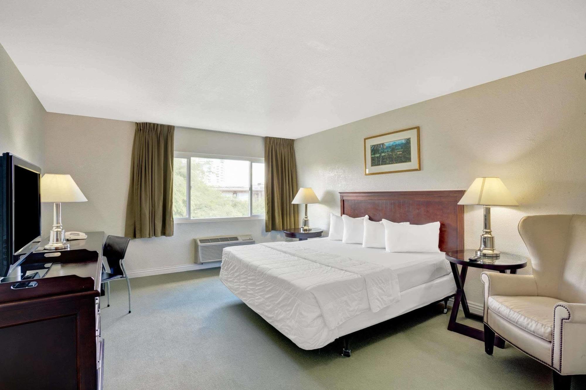 Super 8 By Wyndham Las Vegas North Strip/Fremont St. Area Экстерьер фото