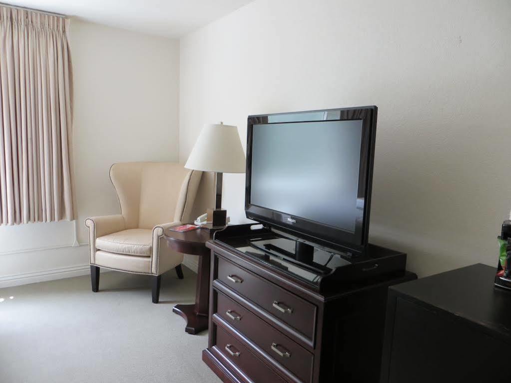Super 8 By Wyndham Las Vegas North Strip/Fremont St. Area Экстерьер фото